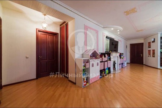 3-к квартира, 5/10 эт., 92м²