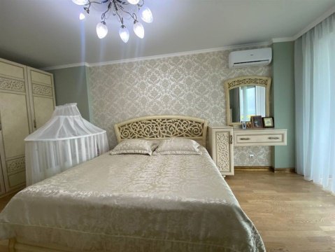 3-к квартира, 8/9 эт., 103м²