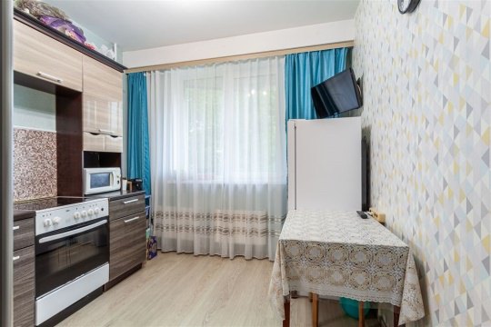 2-к квартира, 2/17 эт., 50м²