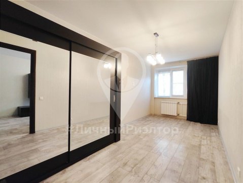 3-к квартира, 2/5 эт., 61м²