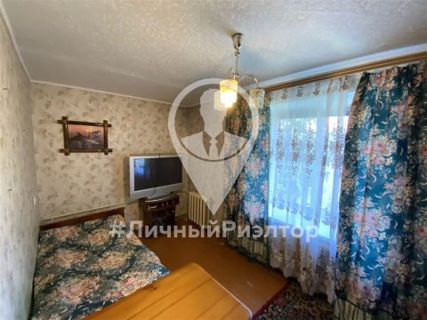 3-к квартира, 5/5 эт., 51м²