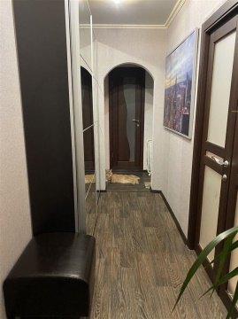 3-к квартира, 9/9 эт., 65м²