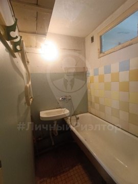 2-к квартира, 3/5 эт., 48м²