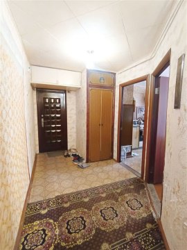 3-к квартира, 2/3 эт., 54м²