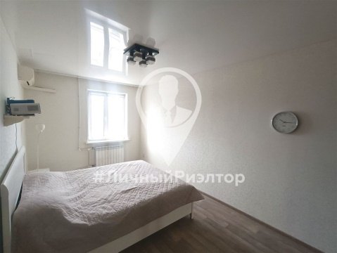 2-к квартира, 5/5 эт., 64м²