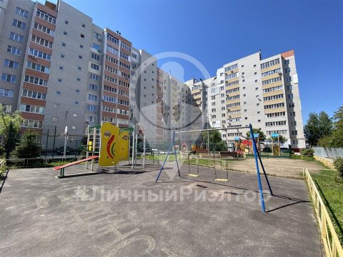 3-к квартира, 5/11 эт., 90м²