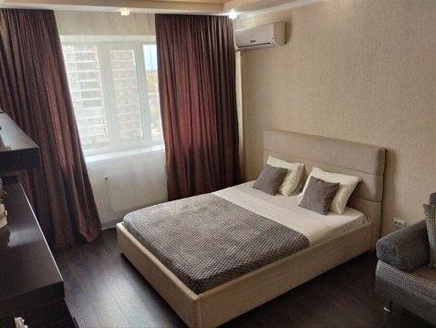 1-к квартира, 8/17 эт., 50м²