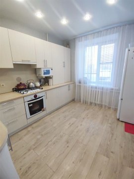 4-к квартира, 2/3 эт., 104м²