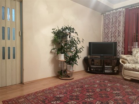 3-к квартира, 1/1 эт., 83м²