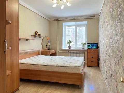 4-к квартира, 3/10 эт., 80м²