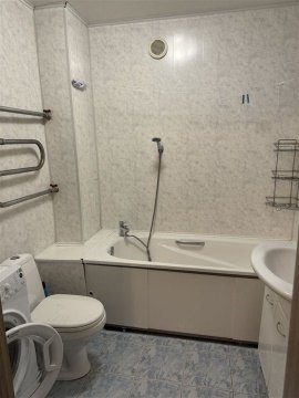 2-к квартира, 10/10 эт., 55м²