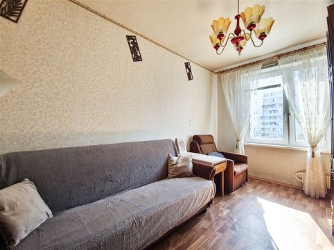 3-к квартира, 8/9 эт., 58м²