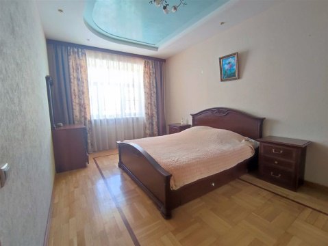 2-к квартира, 2/4 эт., 46м²