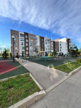 2-к квартира, 5/5 эт., 74м²