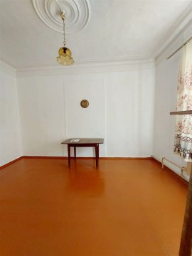 3-к квартира, 2/2 эт., 53м²