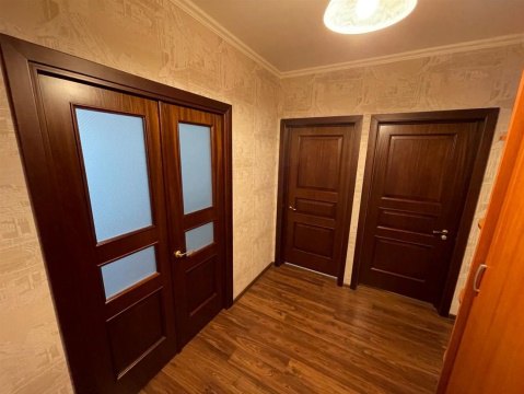 3-к квартира, 10/17 эт., 76м²