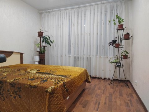 3-к квартира, 2/5 эт., 61м²