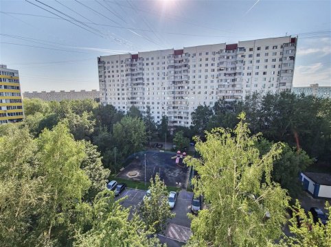 3-к квартира, 8/9 эт., 58м²