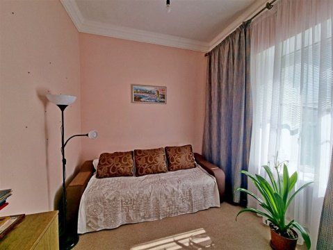 3-к квартира, 3/3 эт., 60м²