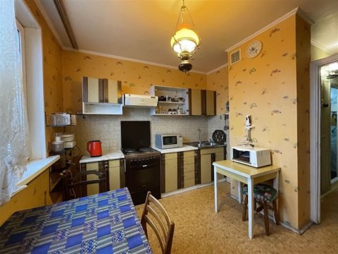 2-к квартира, 14/17 эт., 59м²