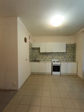 1-к квартира, 3/17 эт., 40м²