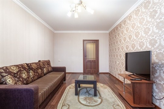 1-к квартира, 18/23 эт., 42м²