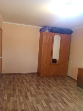 2-к квартира, 1/10 эт., 50м²