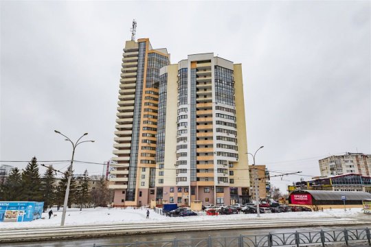 3-к квартира, 4/25 эт., 82м²