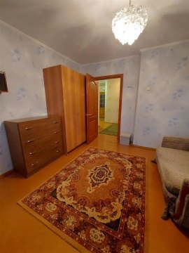 2-к квартира, 4/5 эт., 50м²