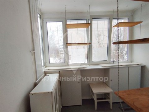 2-к квартира, 1/5 эт., 54м²