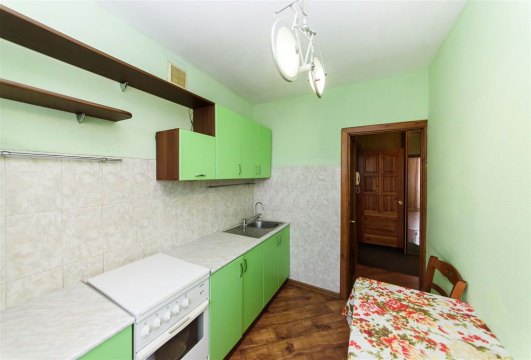 3-к квартира, 6/9 эт., 65м²