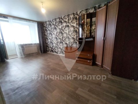 3-к квартира, 5/5 эт., 65м²