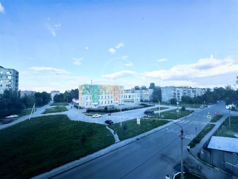 1-к квартира, 4/10 эт., 38м²