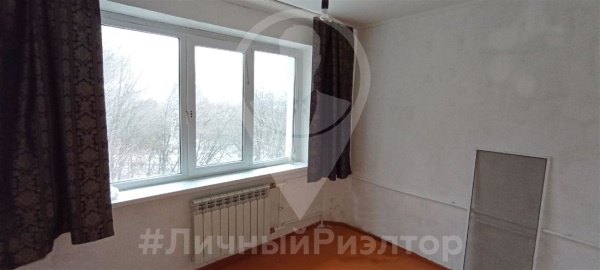 3-к квартира, 5/5 эт., 48м²