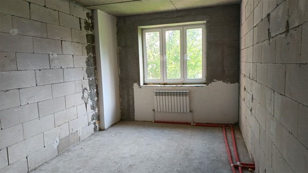 2-к квартира, 1/3 эт., 68м²