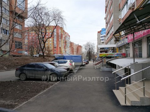 1-к квартира, 4/10 эт., 52м²