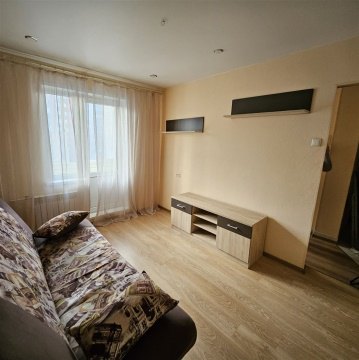 1-к квартира, 4/9 эт., 35м²