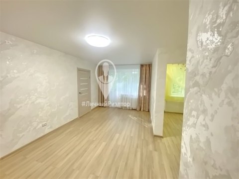 2-к квартира, 2/5 эт., 40м²