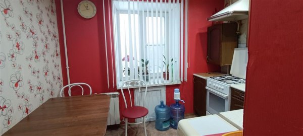 3-к квартира, 6/9 эт., 60м²