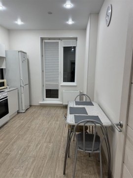 1-к квартира, 5/18 эт., 37м²