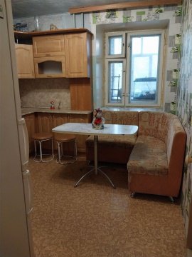 1-к квартира, 1/10 эт., 45м²