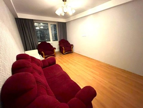 2-к квартира, 5/9 эт., 50м²