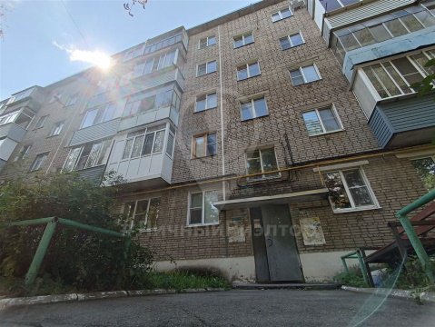 3-к квартира, 5/5 эт., 62м²