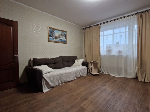 1-к квартира, 9/12 эт., 42м²