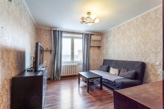 2-к квартира, 9/12 эт., 38м²