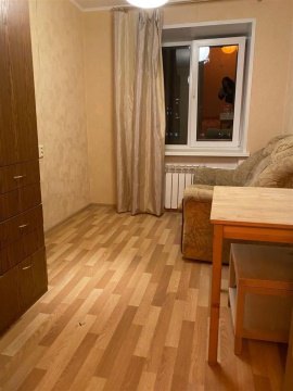 2-к квартира, 5/5 эт., 40м²