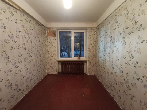 2-к квартира, 1/5 эт., 42м²