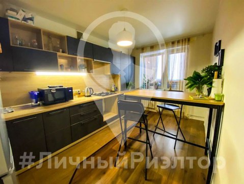 1-к квартира, 1/5 эт., 50м²