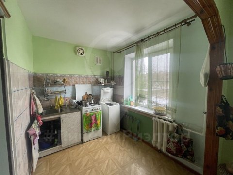 3-к квартира, 2/5 эт., 63м²