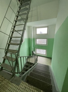 2-к квартира, 9/9 эт., 45м²